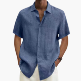 Short-sleeve men's shirt with classic collar and button placket