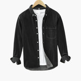 Men's denim shirt with button closure and chest pocket