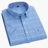 Men's short-sleeve shirt with folded collar and button closure