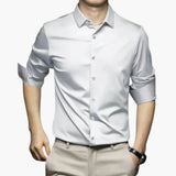 Men's non-iron shirt with button closure
