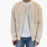 Men's vest with zip closure, round collar, and side pockets