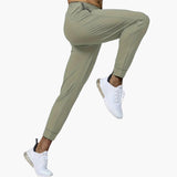 Men's sports pants with zippered pockets