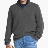 Ribbed men's pullover with zip collar and long sleeves