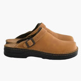 Men's slip-on clogs with adjustable strap