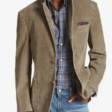 Men's jacket with notched lapel and front buttons