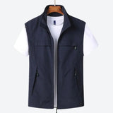 Men's vest with zip closure and stand-up collar