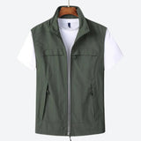 Men's vest with zip closure and stand-up collar